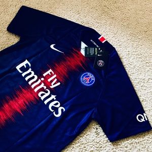 Brand new 2018 PSG Home Mbappe size MEDIUM